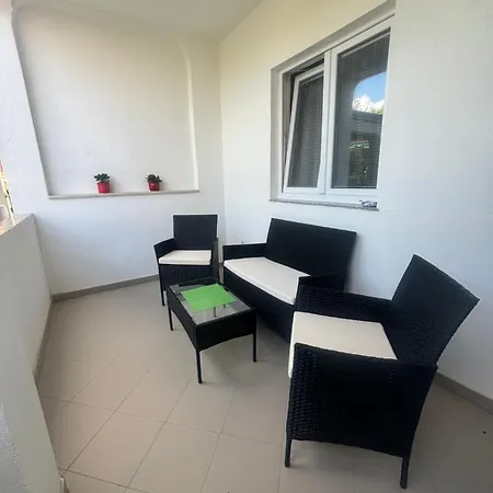 Salkic Apartman Apartamento *